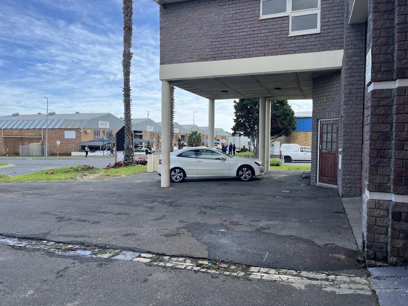 To Let commercial Property for Rent in Killarney Gardens Western Cape